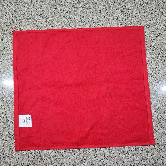Chicago Blackhawks Golf Towel - Picture 2 of 3